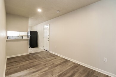 9834 Cheeves Dr, Houston, TX 77016 - photo 7