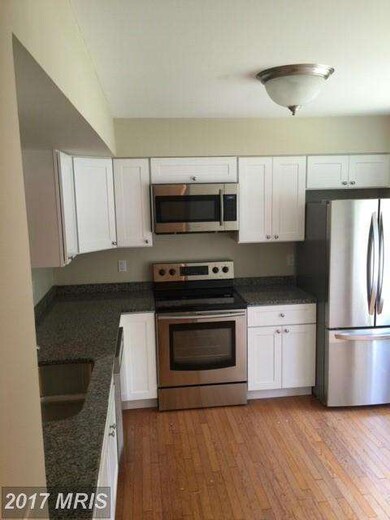 11859 Summer Oak Dr, Germantown, MD 20874 - photo 2