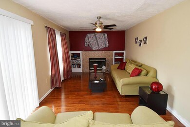 8311 Branchwood Cir, Clinton, MD 20735 - photo 7