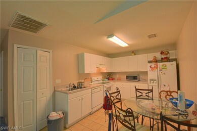 1238 Columbus Blvd unit A/B, Fort Myers, FL 33913 - photo 2