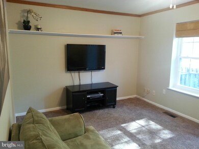 9130 Lambskin Ln, Columbia, MD 21045 - photo 5