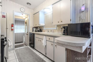 1045 40th St SW, Wyoming, MI 49509 - photo 5