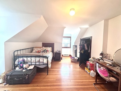 22 Greenough St unit 3, Brookline, MA 02445 - photo 7