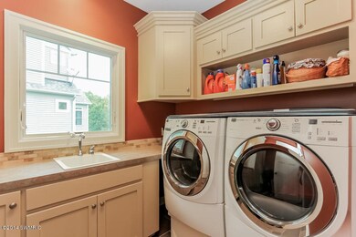 013-Laundry_Room-1228341-mls