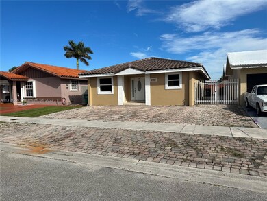 5733 SW 150th Ave, Miami, FL 33193 - photo 4