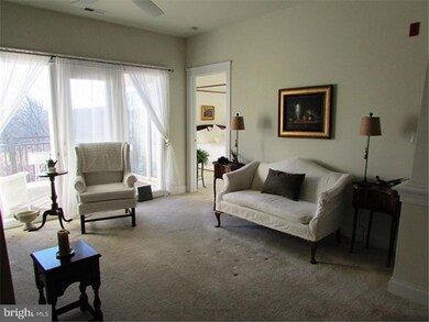 140 Bucktown Crossing unit 32E, Pottstown, PA 19465 - photo 4