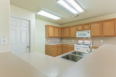 5329 Morgan Oak Dr, Alvin, TX 77511 - photo 6