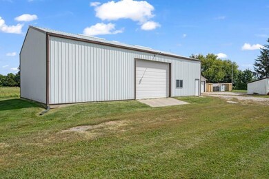 8597 NE 112th St, Mitchellville, IA 50169 - photo 5