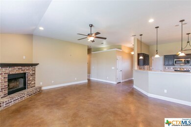 509 Kayla St, Troy, TX 76579 - photo 3