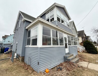63 Langdon St, Springfield, MA 01104 - photo 3