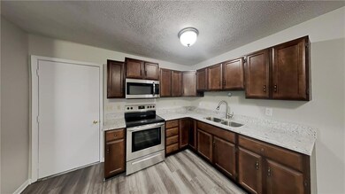 311 Conrad Dr, Lapel, IN 46051 - photo 5