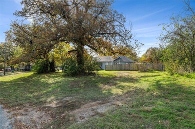 901 W Ford St, Denison, TX 75020 - photo 3