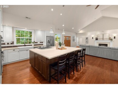 2834 Glenmorrie Dr, Lake Oswego, OR 97034 - photo 4