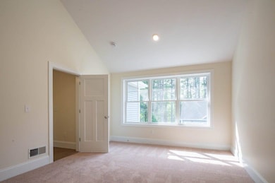 46 Wilderness Dr, Nashua, NH 03062 - photo 4