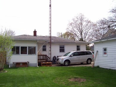 REAR OF THE HOME EXTRA PARKING