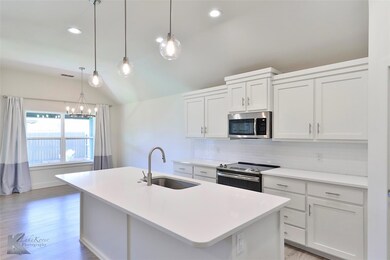 4517 Ebbets Dr, Abilene, TX 79606 - photo 7