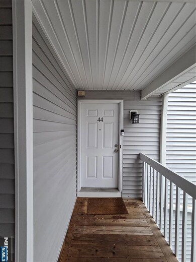 44 Fox Run Dr unit 22, Englewood, NJ 07631 - photo 2