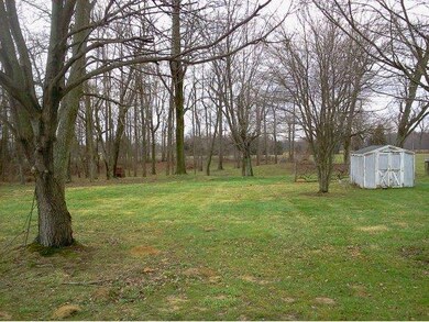 9201 N Spades Rd, Sunman, IN 47041 - photo 5