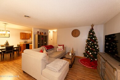 1909 Cambridge Manor Dr unit 1909, Schenectady, NY 12302 - photo 5