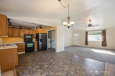 1001 E Hayden Dr, Moses Lake, WA 98837 - photo 7