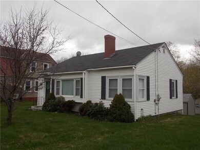 24 Prospect St, Dexter, ME 04930 - photo 3