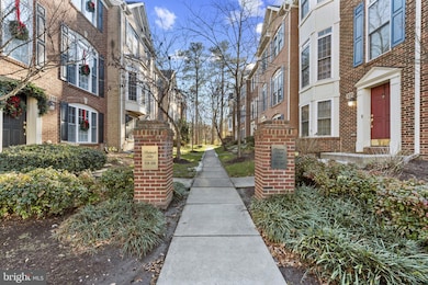 328 Bulwark Aly, Annapolis, MD 21401 - photo 2