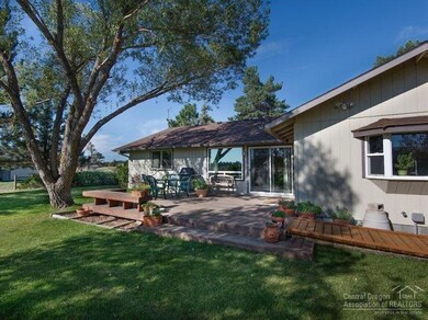 66088 Cline Falls Rd, Bend, OR 97703 - photo 4