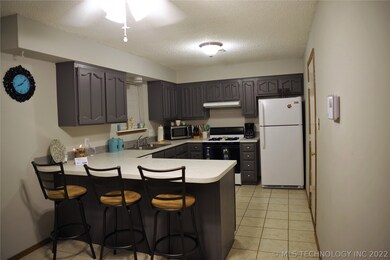 604 W 147th St S, Glenpool, OK 74033 - photo 3