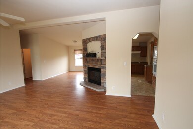 16830 Herridge Rd, Pearland, TX 77584 - photo 3