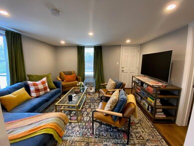 28 Bruce Park Ave unit 2R, Greenwich, CT 06830 - photo 3