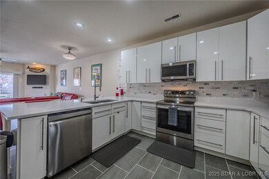 166 Oak Harbor Dr unit 4C, Camdenton, MO 65020 - photo 4