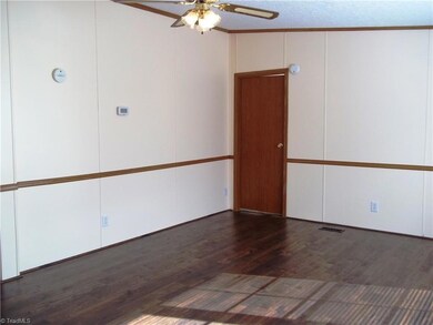 863 Dusty Path Dr, Asheboro, NC 27205 - photo 6