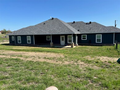 110 Kriston Ln, Springtown, TX 76082 - photo 4