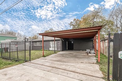 6718 Madrid St, Houston, TX 77021 - photo 2