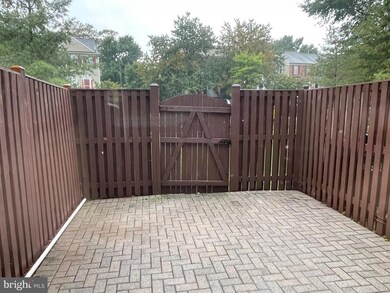 1955 Pawlet Dr, Crofton, MD 21114 - photo 6