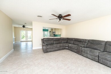 2.Living Room