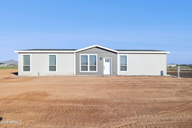 18110 N Amelia Dr, Maricopa, AZ 85139 - photo 2