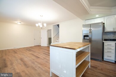 809 Beaverbank Cir, Towson, MD 21286 - photo 6