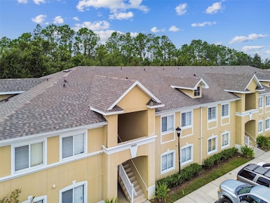 6449 Cypressdale Dr unit 202, Riverview, FL 33578 - photo 3