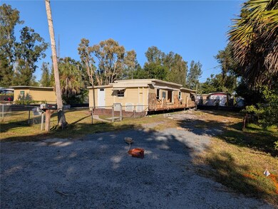 1331 Mentone Dr, St. Petersburg, FL 33702 - photo 6