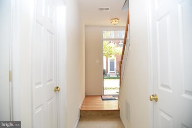 42806 Flannigan Terrace, Chantilly, VA 20152 - photo 3