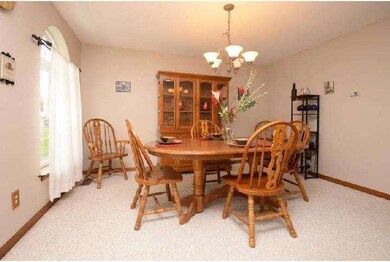 330 Metsger Way, Chalfont, PA 18914 - photo 2