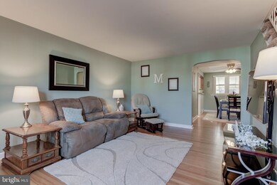 804 Crescent Dr, Glenolden, PA 19036 - photo 4