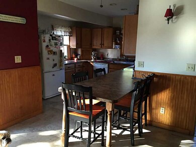 855 Manville Rd, Woonsocket, RI 02895 - photo 4