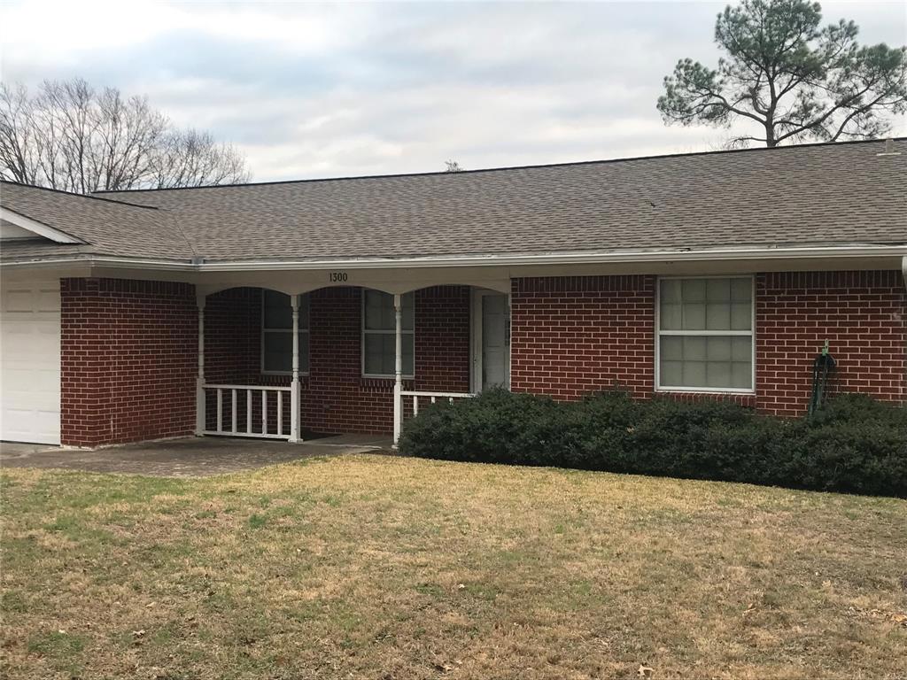 1300 Crestridge St, Ennis, TX 75119 - photo 3