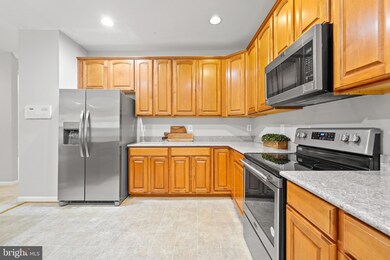 3659 Secret Grove Ct, Dumfries, VA 22025 - photo 4