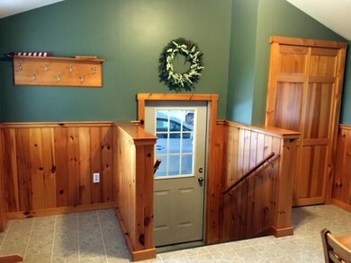 Breezeway/entry