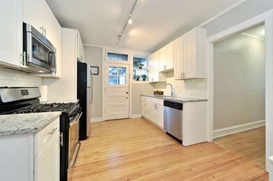 2015 W Argyle St unit 1, Chicago, IL 60625 - photo 3