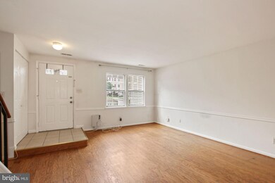 5 Appledowre Ct, Germantown, MD 20876 - photo 4