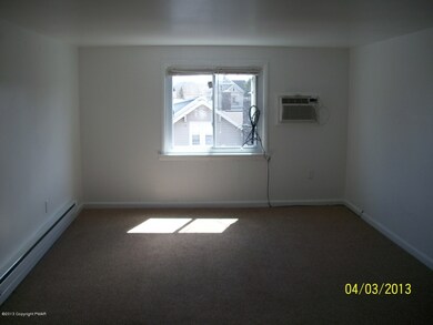 1316 N 5th St, Stroudsburg, PA 18360 - photo 7